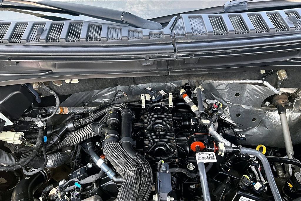 Used 2022 Ford Expedition Max Platinum AWD/4WD image 31