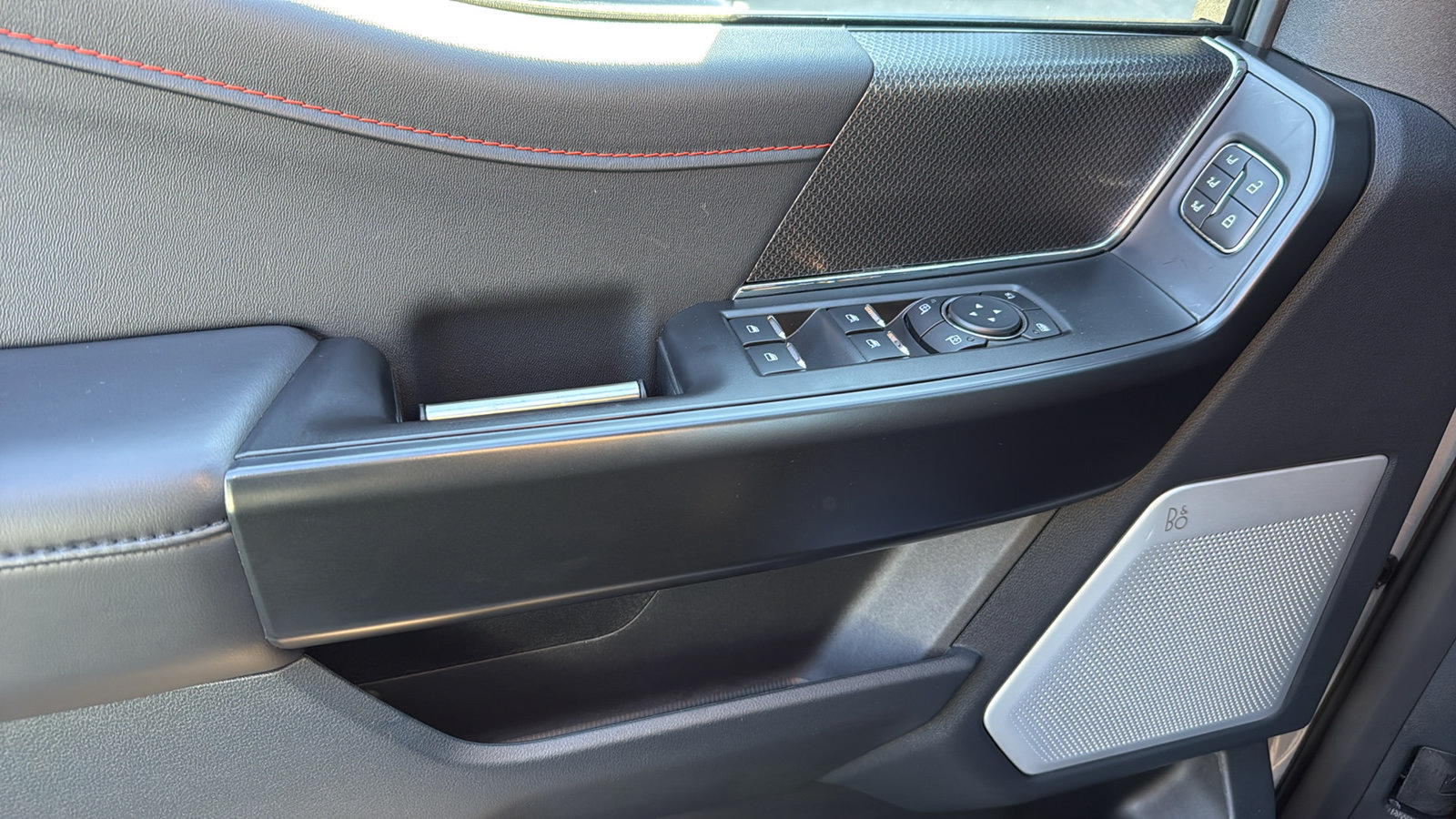 Used 2025 Ford F150 Raptor AWD/4WD image 19