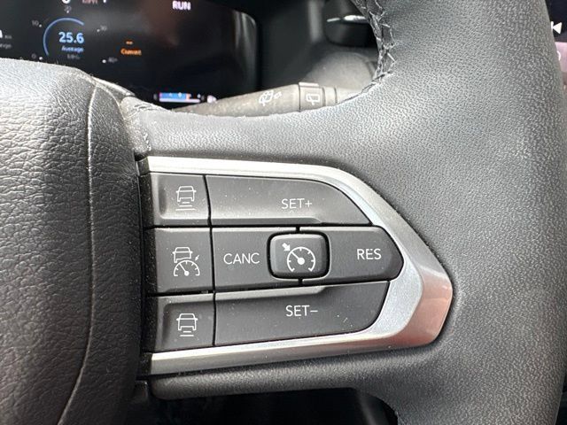 Used 2023 Jeep Compass High Altitude AWD/4WD image 19