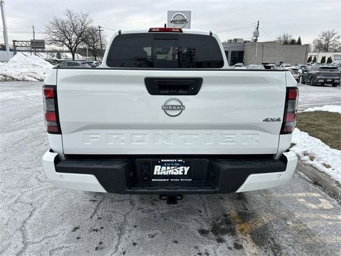 New 2025 Nissan Frontier SV w/ SV Convenience Package image 7