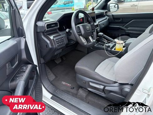 Used 2025 Toyota 4Runner TRD Off-Road AWD/4WD image 10