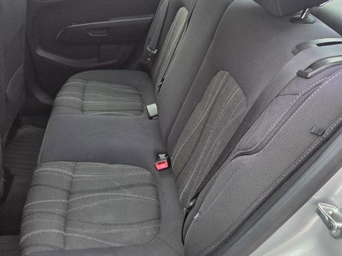 Used 2014 Chevrolet Sonic LT image 19