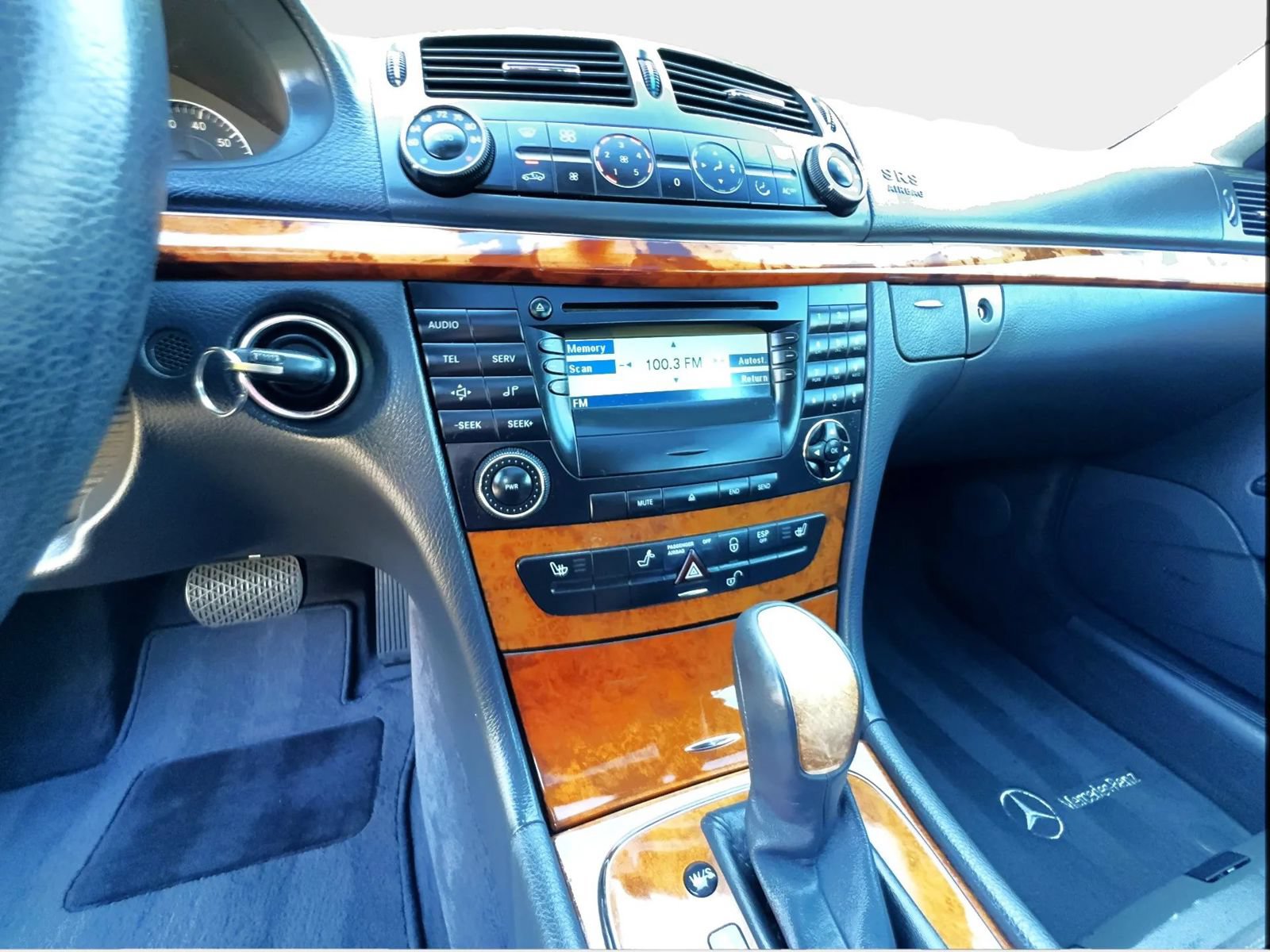 Used 2003 Mercedes-Benz E 320 Sedan image 26