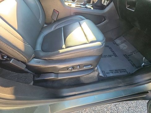 Used 2023 Chevrolet Traverse LT w/ LPO, Floor Liner Package AWD/4WD image 30