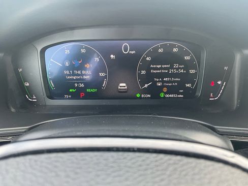 Used 2025 Honda Civic Sport Touring image 18