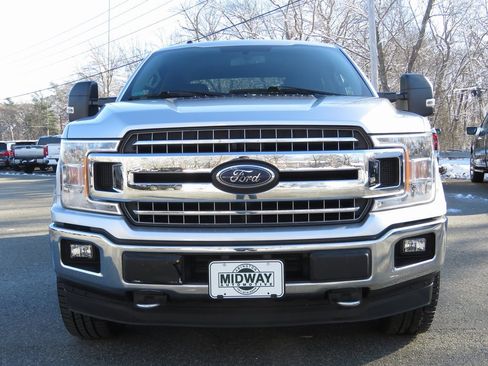 Used 2018 Ford F150 XLT w/ Equipment Group 302A Luxury image 2