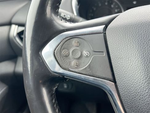 Used 2018 Chevrolet Traverse LT w/ LPO, Floor Liner Package image 23