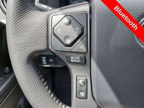 Used 2019 Toyota Tacoma TRD Off-Road w/ Technology Package AWD/4WD image 30