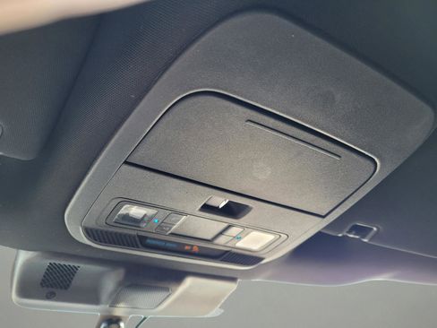 Used 2022 Ford F150 XLT w/ Equipment Group 302A High image 26