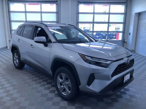 Certified 2025 Toyota RAV4 XLE AWD/4WD image 36