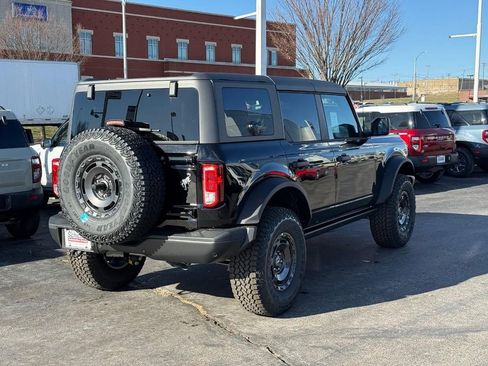 New 2025 Ford Bronco Big Bend w/ Black Diamond Package image 3