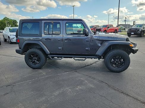Used 2023 Jeep Wrangler Unlimited Sport AWD/4WD image 4