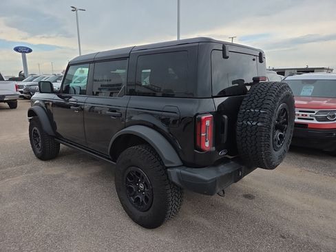 Used 2025 Ford Bronco Badlands AWD/4WD image 7