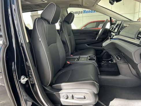 New 2026 Honda Odyssey Elite image 16