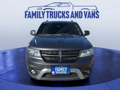 Used 2018 Dodge Journey Crossroad w/ Nav & Sun Group image 8