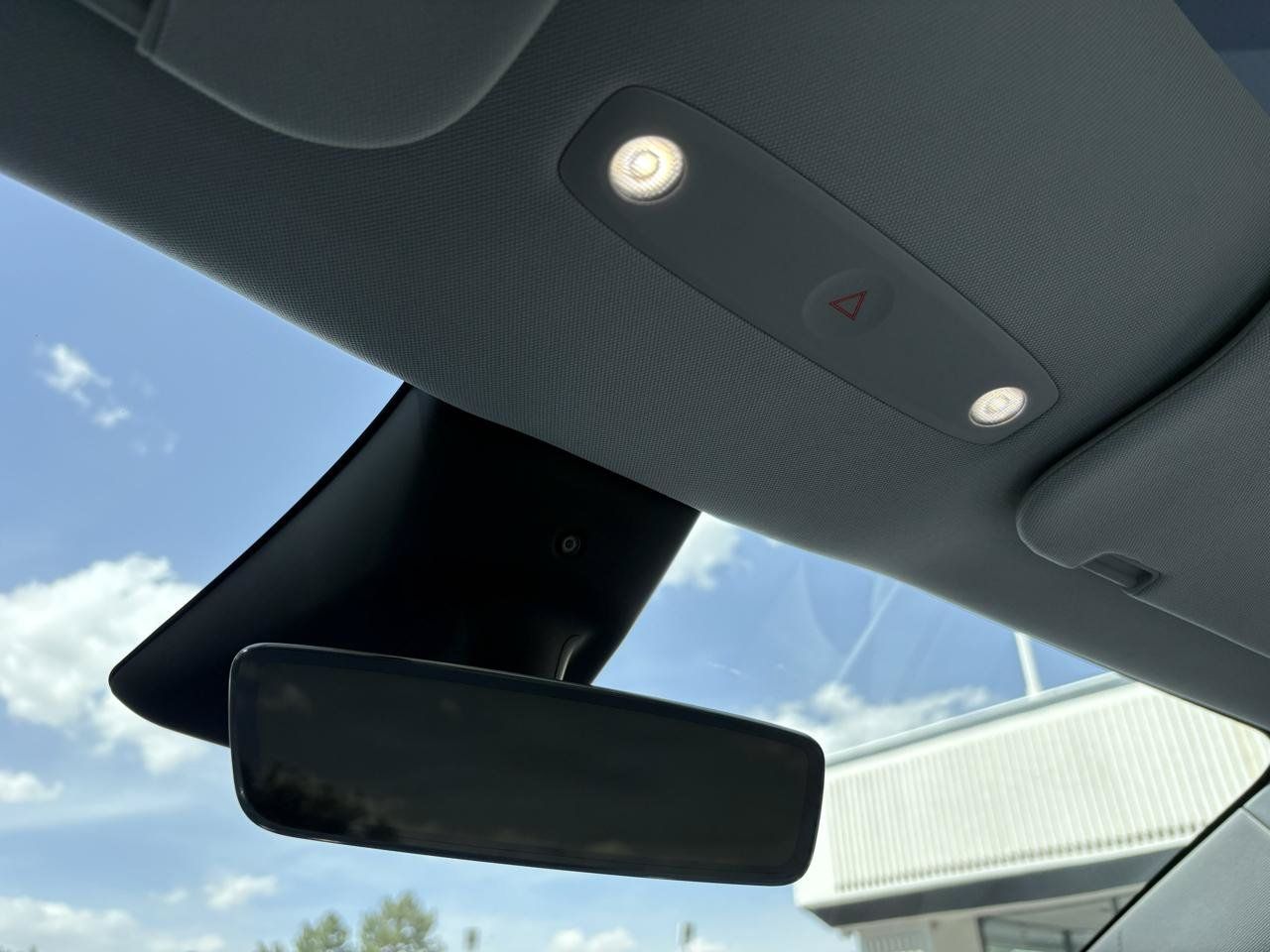 Used 2026 Tesla Model Y Long Range RWD image 14