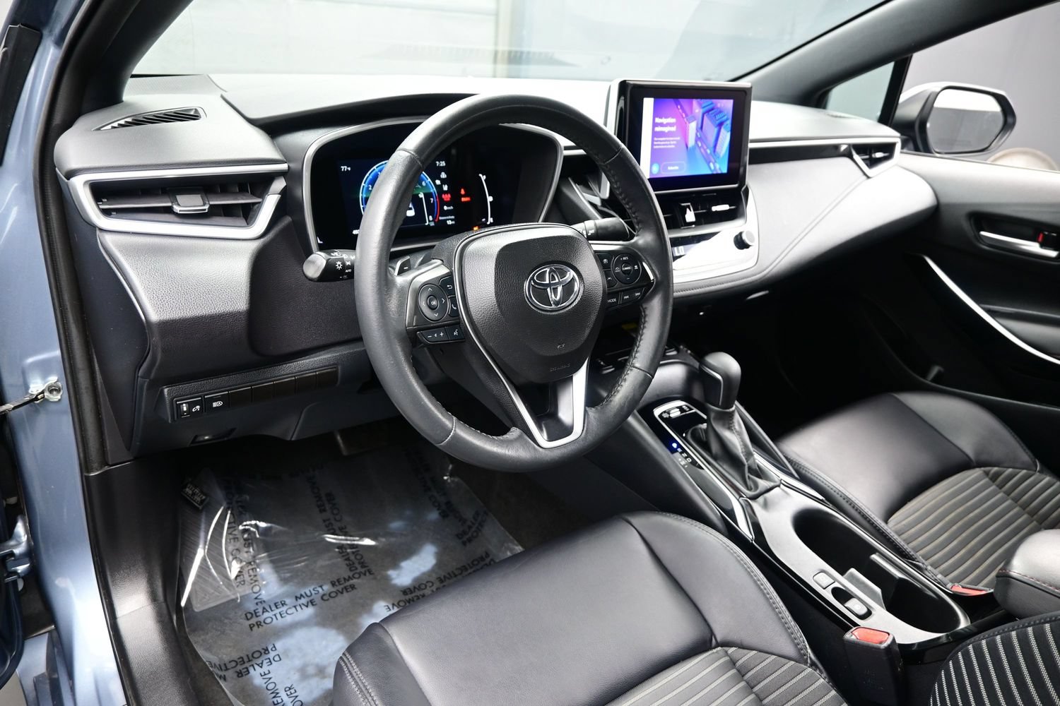 Used 2024 Toyota Corolla XSE FWD image 12