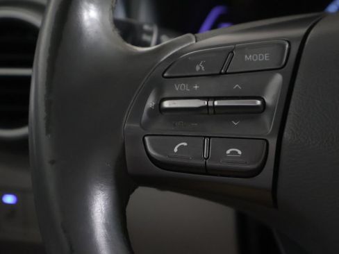 Certified 2021 Hyundai Kona Limited FWD image 36