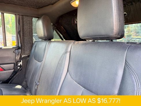 Used 2013 Jeep Wrangler Unlimited Rubicon AWD/4WD image 22