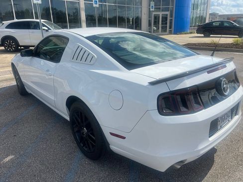 Used 2014 Ford Mustang Coupe w/ Equipment Group 102A RWD image 4