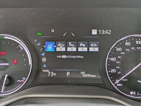 Certified 2022 Toyota Sienna Limited image 11