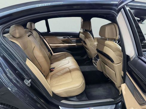 Used 2016 BMW 750i RWD image 50