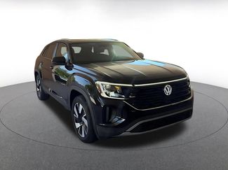 Used 2026 Volkswagen Atlas Cross Sport SE FWD video 2