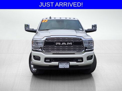 Used 2022 RAM 2500 Limited AWD/4WD image 2