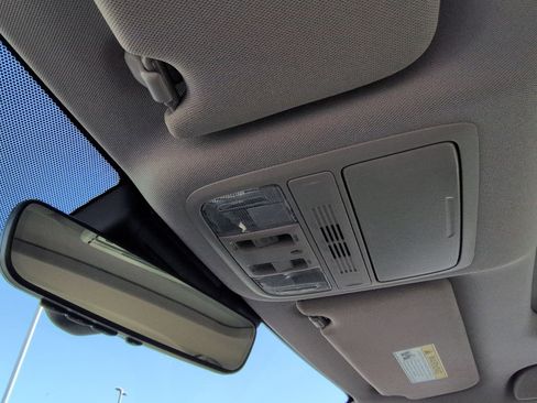 Used 2019 Honda Accord EX-L image 25