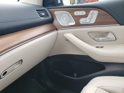 Certified 2025 Mercedes-Benz GLE 63 AMG S image 29