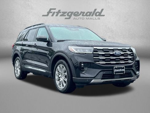 Used 2025 Ford Explorer Active w/ Active Comfort Package AWD/4WD image 1
