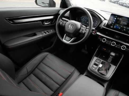 Certified 2026 Honda CR-V Sport Touring image 9