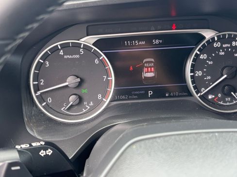 Used 2025 Nissan Rogue SV FWD image 42