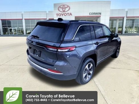 Used 2022 Jeep Grand Cherokee Limited 4xe image 13