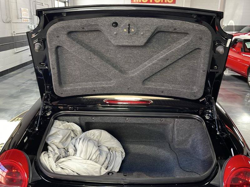 Used 2005 Ford Thunderbird RWD image 53