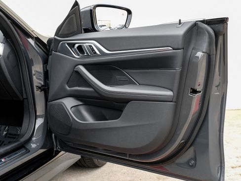 Used 2022 BMW i4 eDrive40 w/ M Sport Package RWD image 41