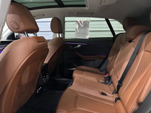 Used 2020 Audi Q8 Premium Plus image 21