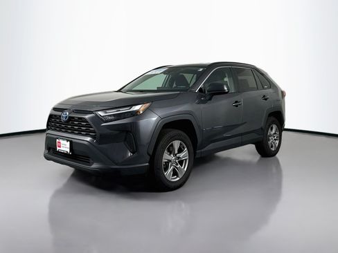 Certified 2023 Toyota RAV4 LE AWD/4WD image 3