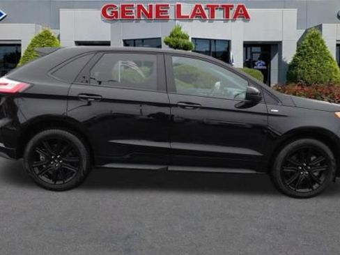 Certified 2022 Ford Edge ST-Line image 9