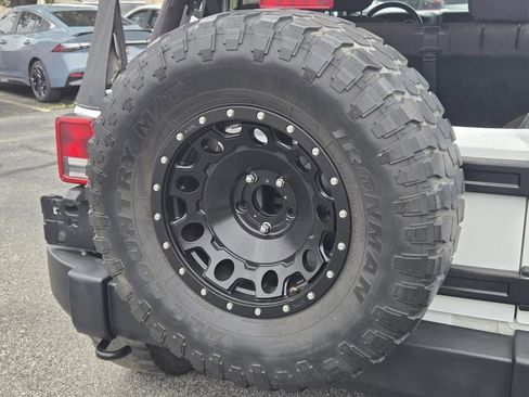 Used 2016 Jeep Wrangler Unlimited Sport w/ Quick Order Package 24S AWD/4WD image 10