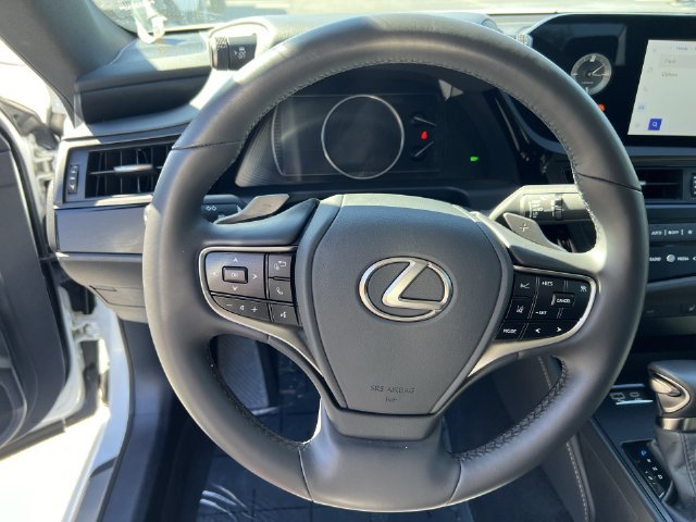 Certified 2025 Lexus ES 350 w/ Premium Package FWD image 12