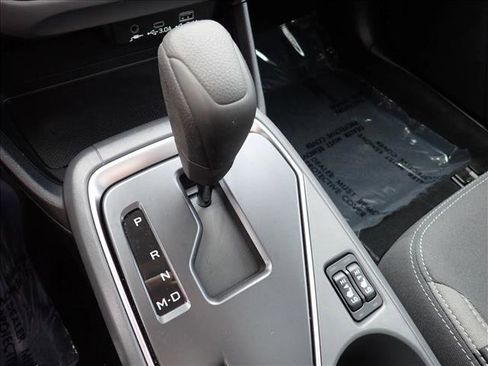 Used 2025 Subaru Crosstrek 2.0i Premium AWD/4WD image 18