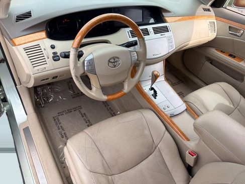 Used 2006 Toyota Avalon Limited FWD image 4