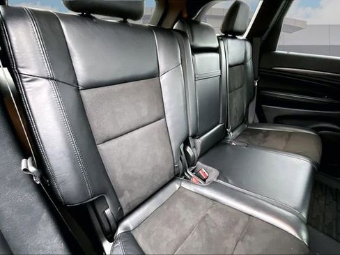 Used 2019 Jeep Grand Cherokee Altitude image 27