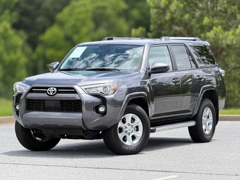 Used 2023 Toyota 4Runner SR5 RWD image 8