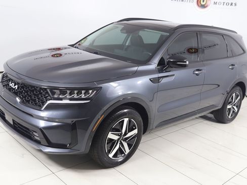 Used 2023 Kia Sorento EX w/ Panoramic Sunroof Package FWD image 24