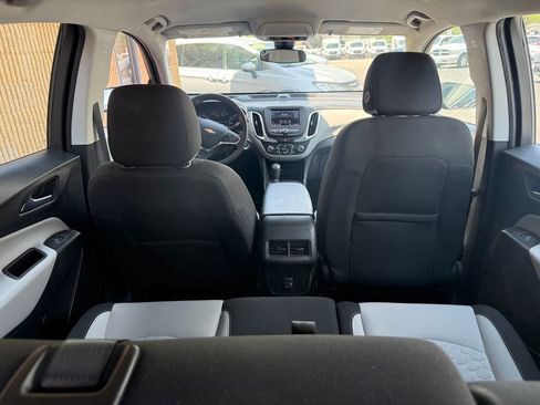 Used 2021 Chevrolet Equinox LS AWD/4WD image 15