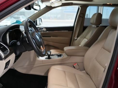 Used 2014 Jeep Grand Cherokee Limited image 14