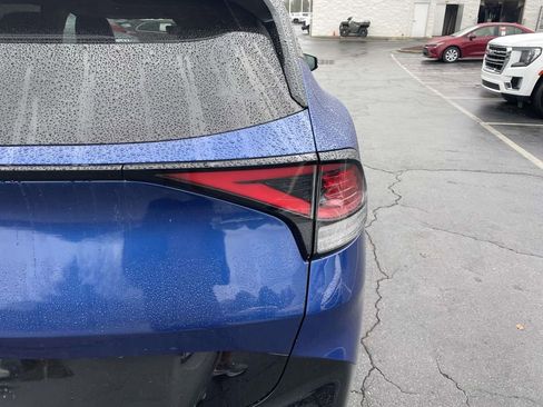 Used 2023 Kia Sportage SX image 17