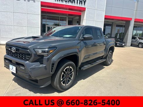 Certified 2024 Toyota Tacoma TRD Sport AWD/4WD image 2